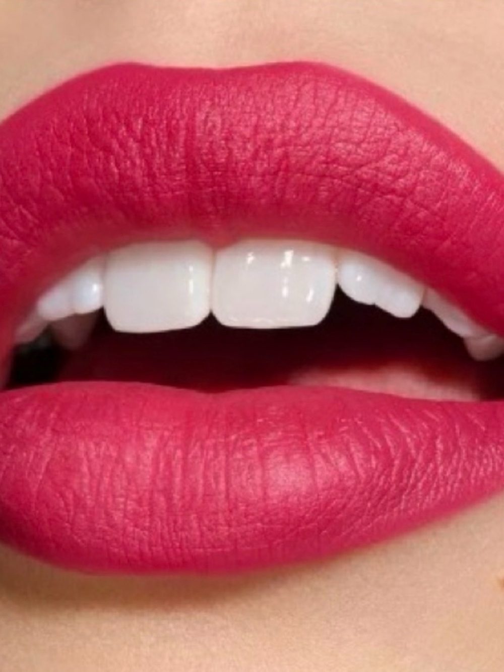 MAC RARE LIMITED EDITION MOXIE SHEER LUSTER LIPSTICK